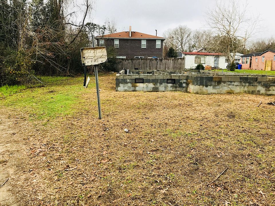 1st image of 1134 Symmes Dr