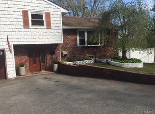 24 Cliffside Dr, Yonkers, NY 10710