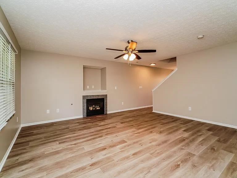 9202 Rhode Island Way — Photo 4