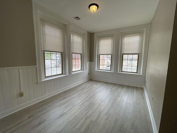 4th image of 138 S 3rd St #11003665