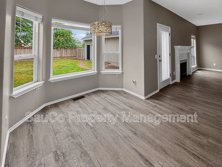 34333 E Columbia Ave — Photo 10