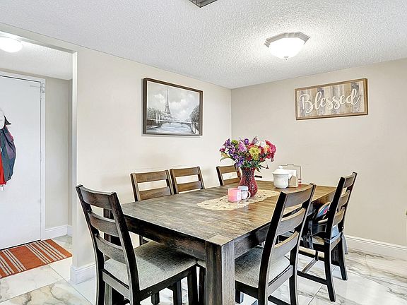4th image of 100 Golden Isles Drive #211