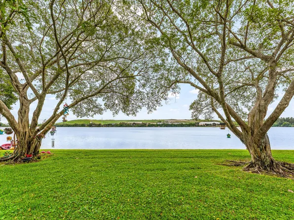 906 CONGRESSIONAL Way #906, Deerfield Beach, FL 33442