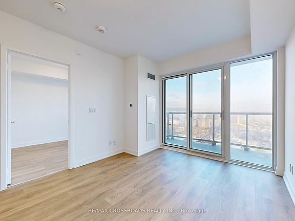 4th image of 2033 Kennedy Rd #3303