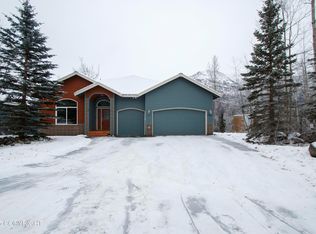 20436 Driftwood Bay Dr, Eagle River, AK 99577