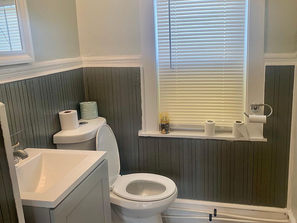 2nd image of 204 Newell Ave Floor 2