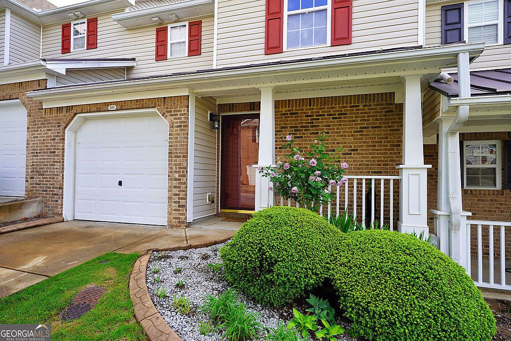 589 Fox Creek Xing, Woodstock, GA 30188 | Zillow