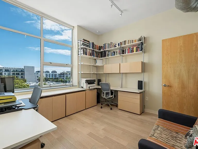 4080 Glencoe Ave #420 — Photo 14