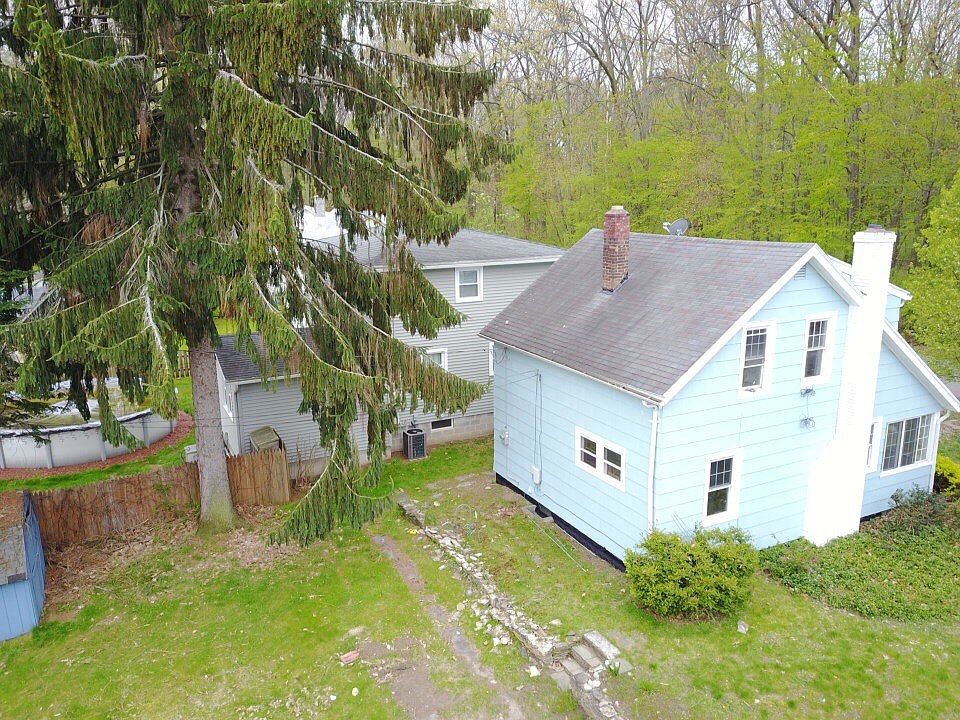 2nd image of 24 Birch Hills Dr