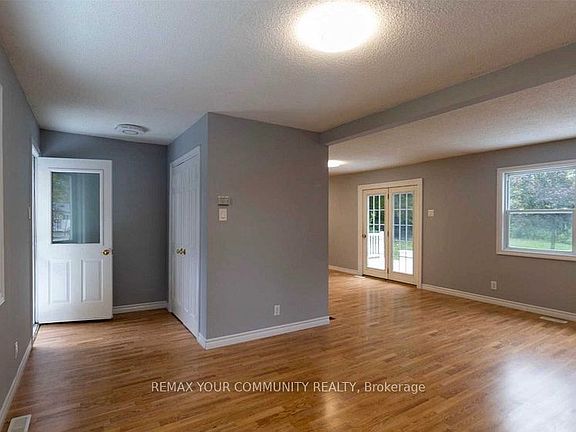 2nd image of 781 Edward St