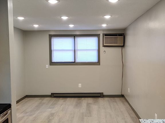 3rd image of 155 River St Unit B5