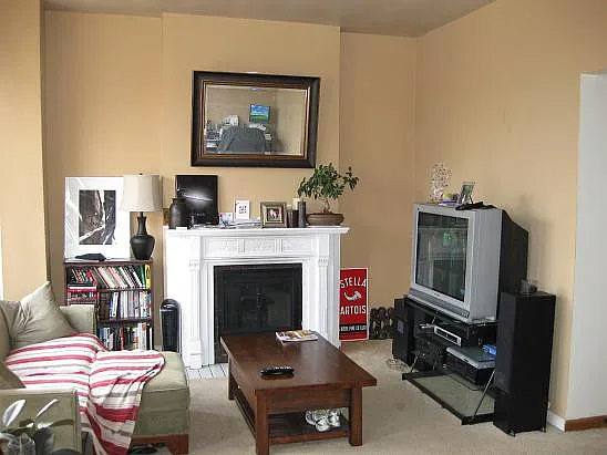 2 bed, 1100 sqft, $2,300 — Photo 2