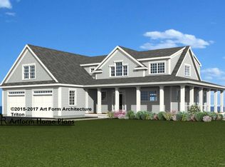 1 Crescent Surf Dr, Kennebunk, ME 04043