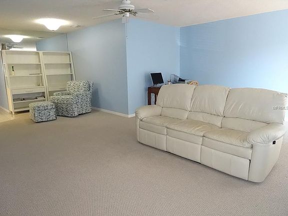 4th image of 1810 Butterfly Pl