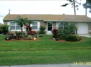2719 SE Howell Ave, Port Saint Lucie, FL 34952