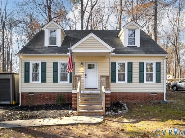 7311 Velvet Antler Dr, Midlothian, VA 23112