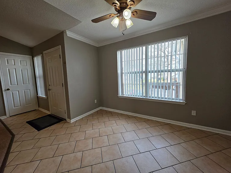 4226 Beasley Ct — Photo 6