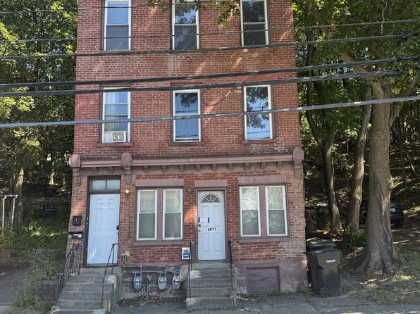 632 4th St APT 3