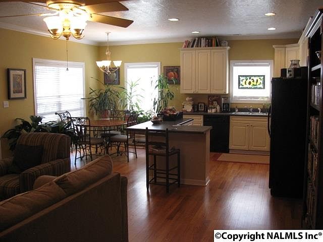2nd image of 105 Lowe Blvd
