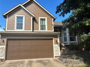 8002 W 147th Ter, Overland Park, KS 66223