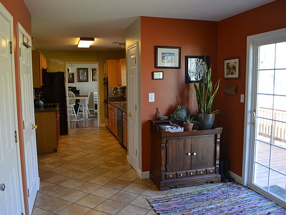 Office looking to kitchen