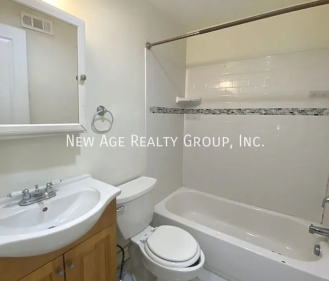 4212 Powelton Ave #2 — Photo 11