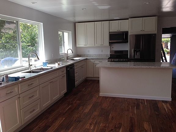4th image of 631 Este Madera Ct