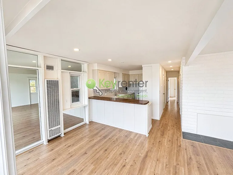 1510 W Oceanfront #A-B — Photo 17