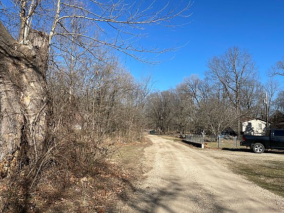5th image of 27075 Sorrell Dr