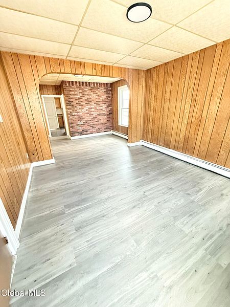 4th image of 772 Eastern Avenue