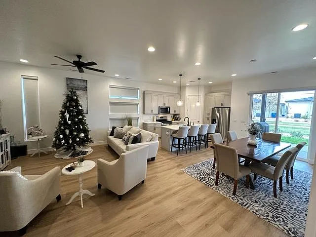 2857 E Church Oak Dr — Photo 7