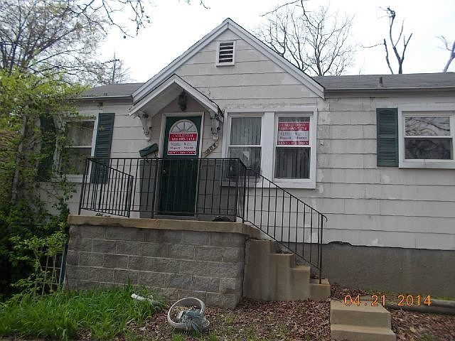 2nd image of 7004 Paisley Dr