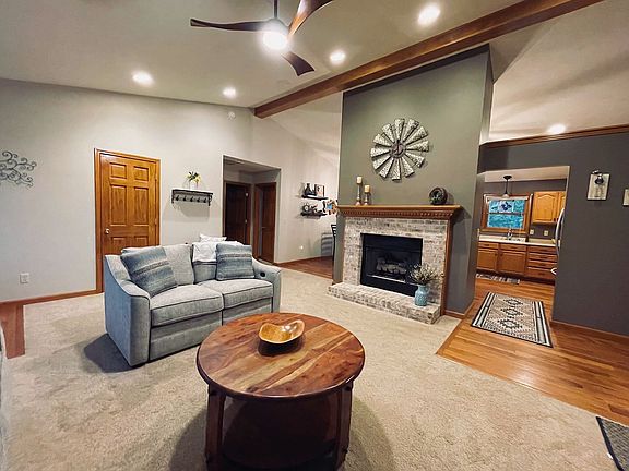5th image of 2265 Bambi Ln