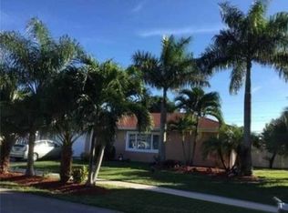 127 Winged Foot Ln, Boca Raton, FL 33431
