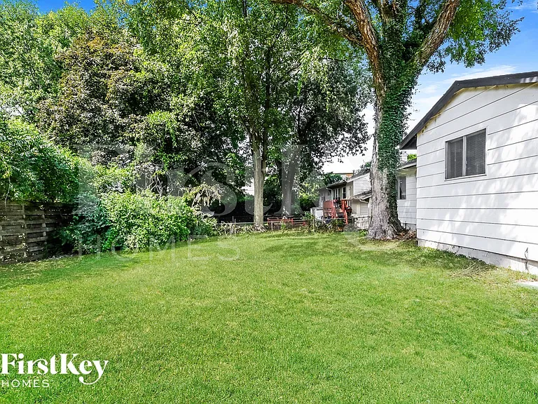 2030 E Humes Ln — Photo 14