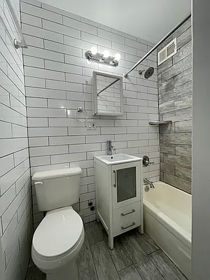 Rented by Heritage Realty LLC | media 10