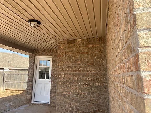 5th image of 9611 Holiday Dr