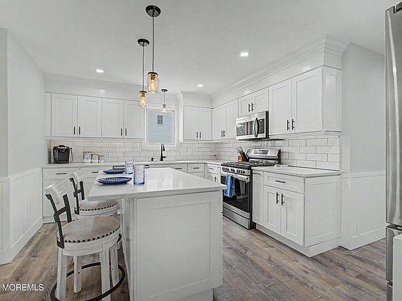 5th image of 1012 Trenton Avenue