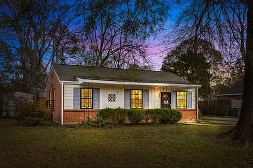 4037 Oak St #MONTGOMERY Photo 1