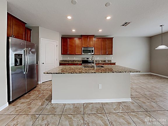 5th image of 15408 Lost Creek Ln