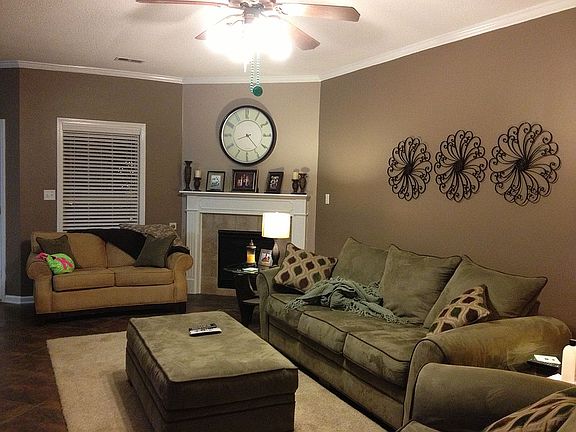 3rd image of 10166 Tall Hickory Dr
