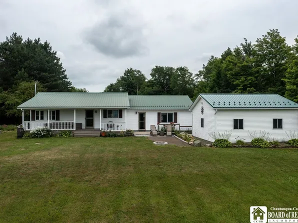 8800 Harmon Hill Rd, Fredonia, NY 14063