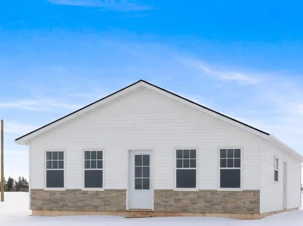 8 Lily Ln, Charlotte Parish, PE C0A 1P0
