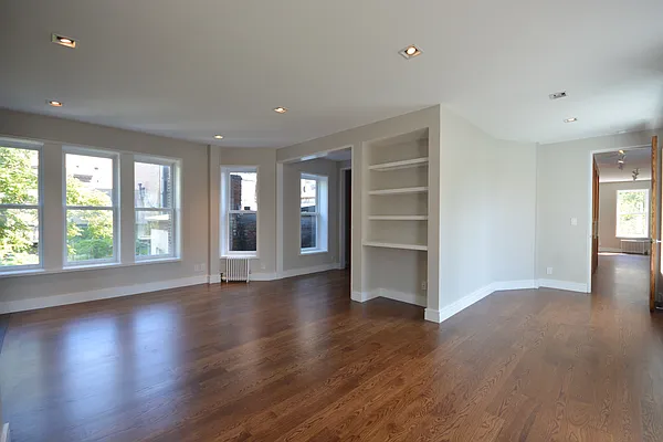 Rented by Tipping Point Real Estate LLC | media 15