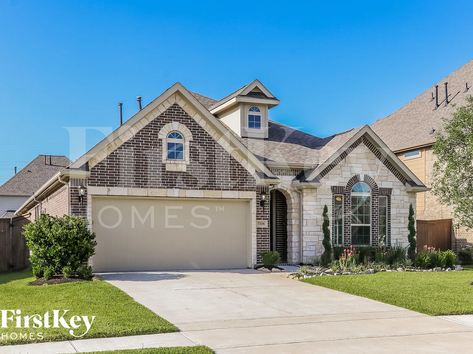 4 bed, 2.0 bath, 2151 sqft, $2,855 — Photo 2