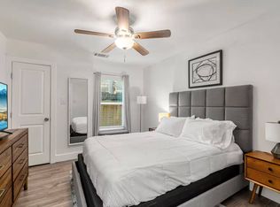 304 Eastwood St UNIT B, Houston, TX 77011