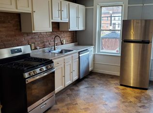 252 4th St #2, Troy, NY 12180