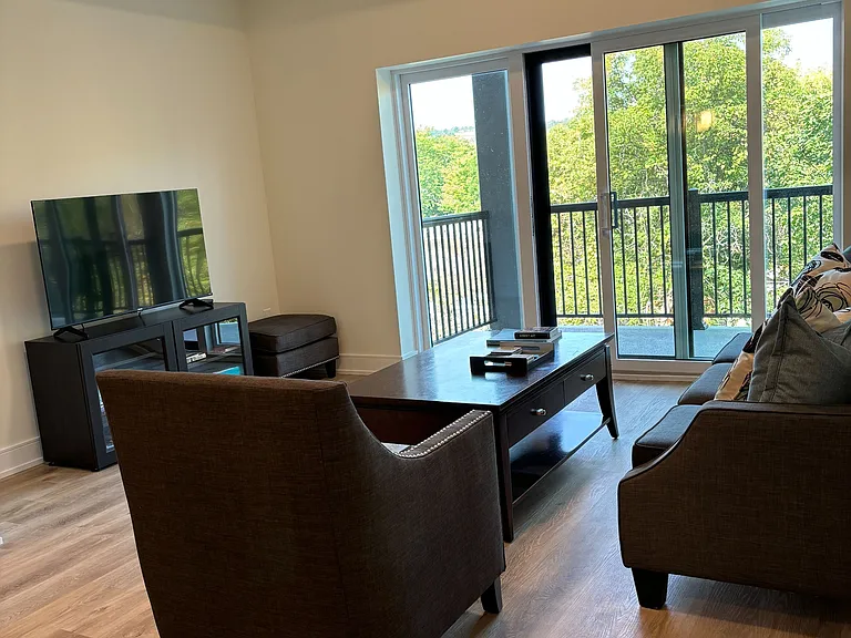 121 Mary St #310 — Photo 2