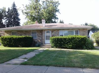 2733 W Grove Ave, Waukegan, IL 60085