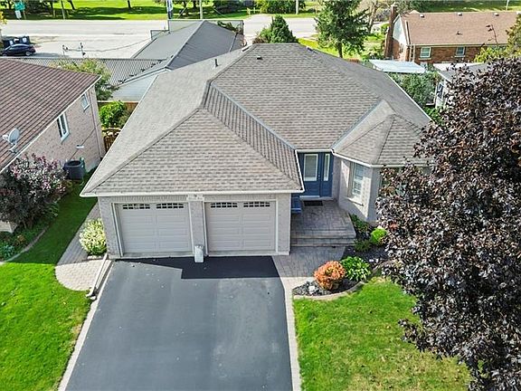 3rd image of 9 Nixon Ave